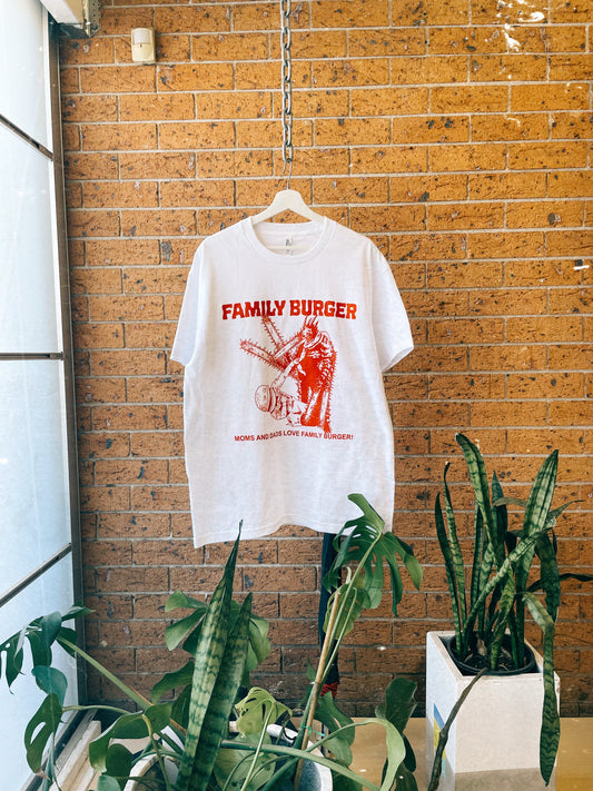 FAMILY BURGER SINGLE SIDED RED (WHITE TEE)